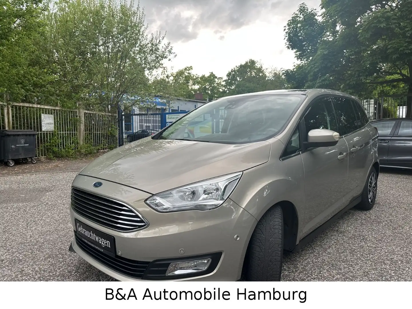 Ford Grand C-Max Grand C-MAX Titanium 2 Hand+Tüv/Au Neu+Pano Szürke - 2
