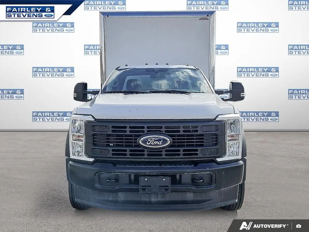 Ford F 550 снимка Ford F 550