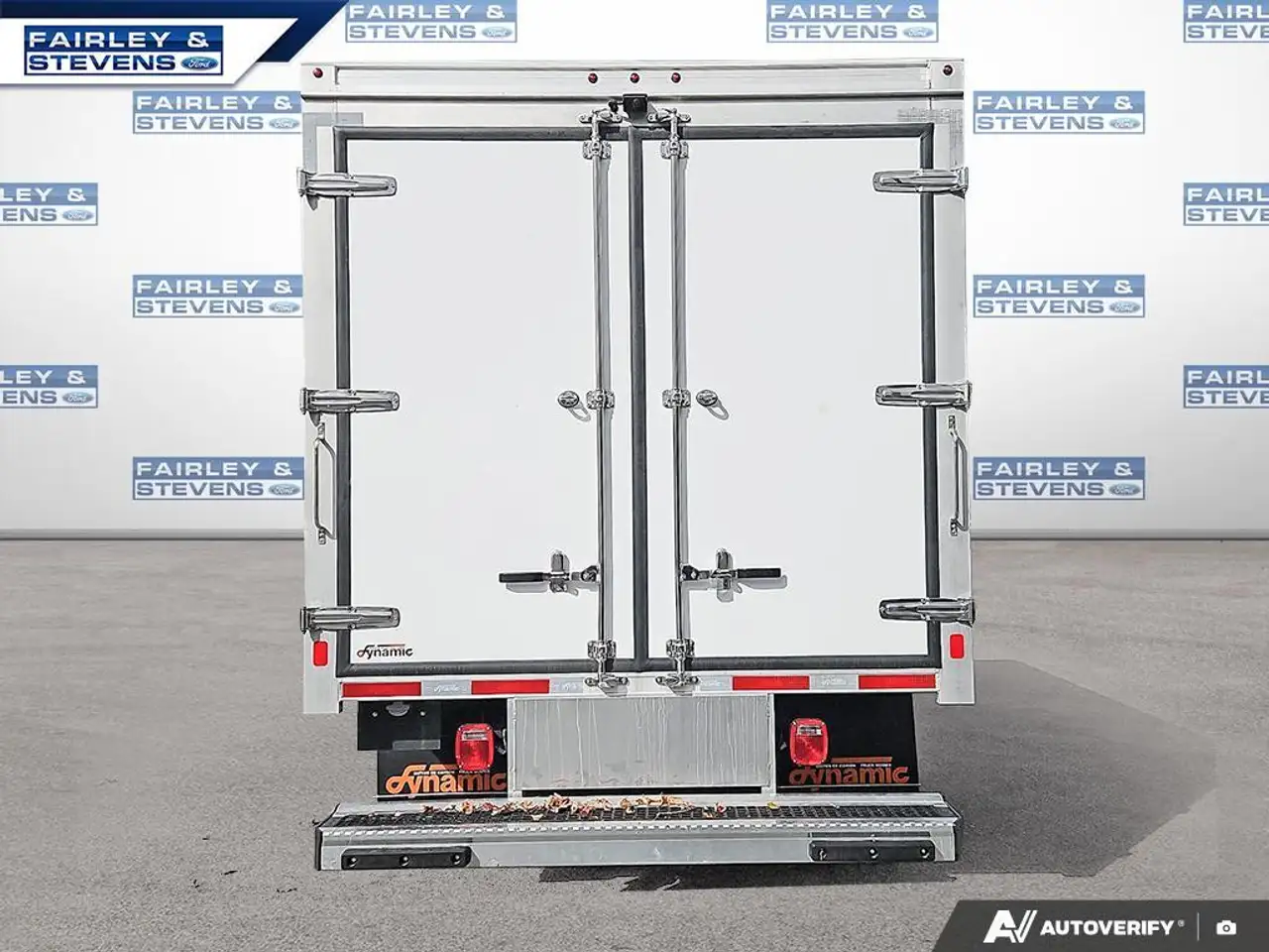 Ford F 550 снимка Ford F 550