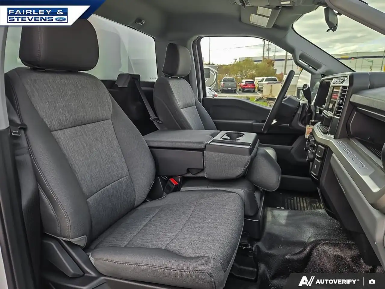 Ford F 550 снимка Ford F 550