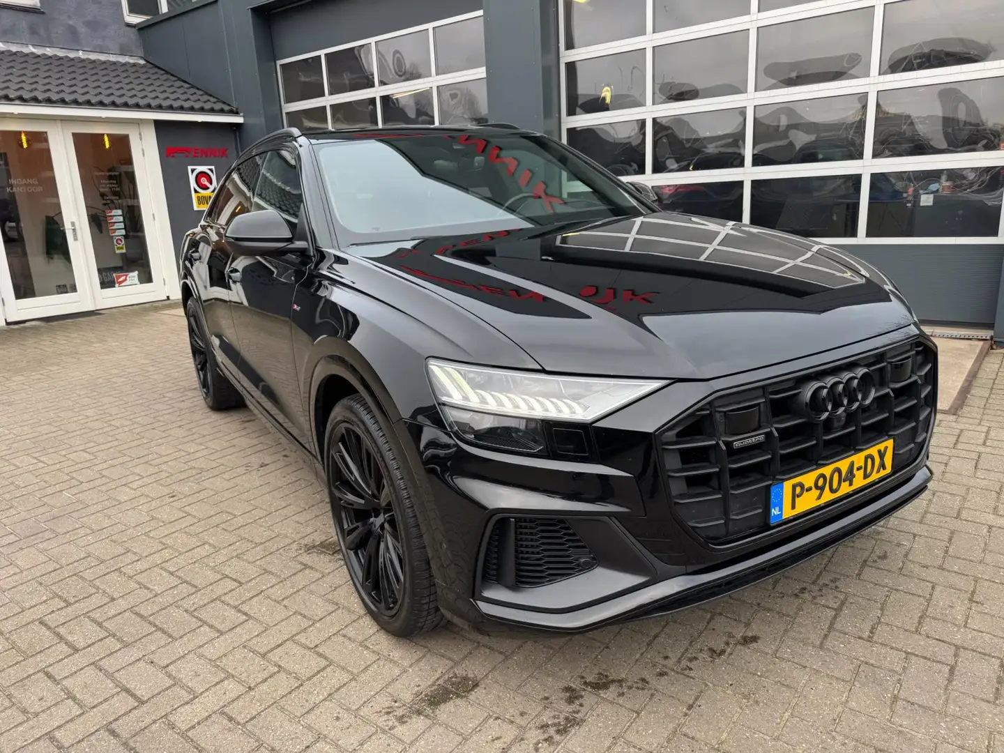 Audi Q8 60 TFSI e quattro Pro Line S Competition 462PK / R Noir - 2