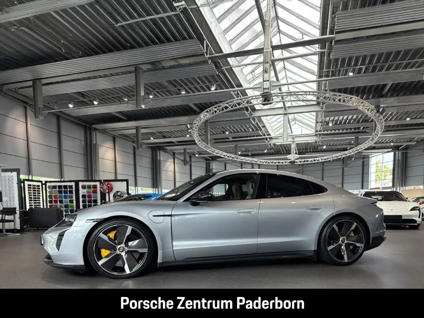 Porsche Taycan Turbo S Burmester LED-Matrix InnoDrive Silber - 2