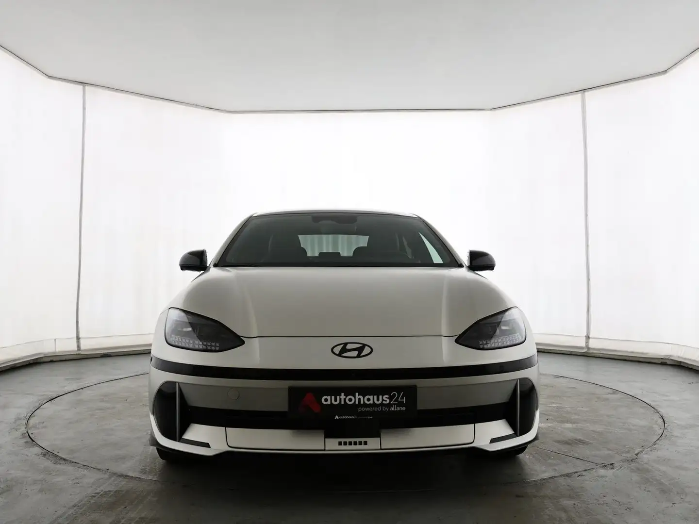 Hyundai IONIQ 6 First Edition 4WD LED|Navi|PDC|360°|ACC Silber - 2
