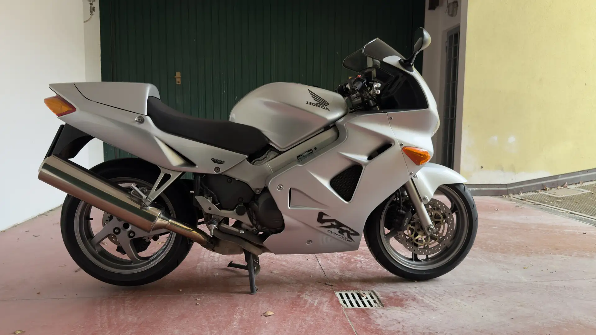 Honda VFR 800 - 2