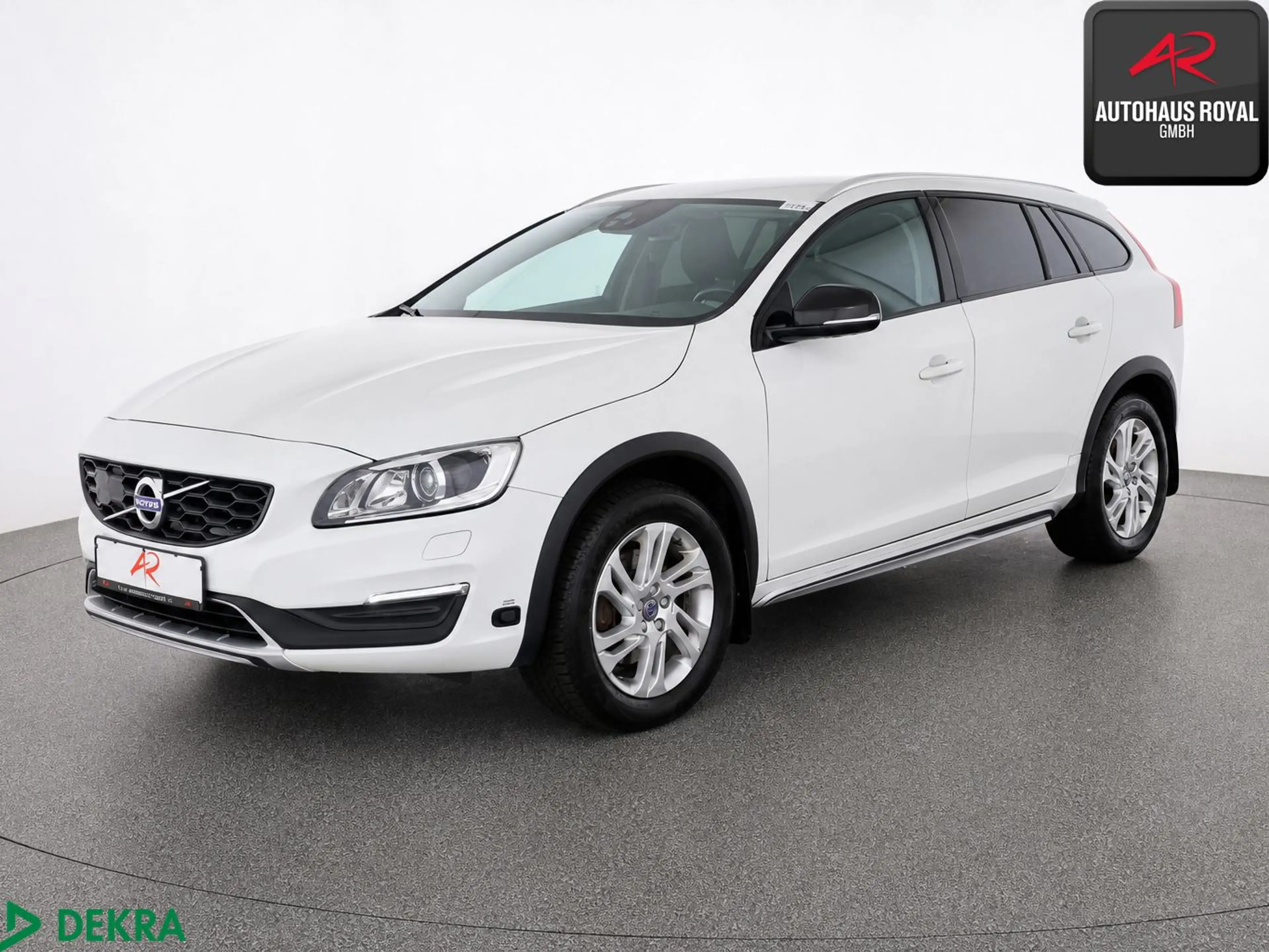 Volvo V60 Cross Country D3 TOTWINKEL,SPURHALTE,SITZHZ