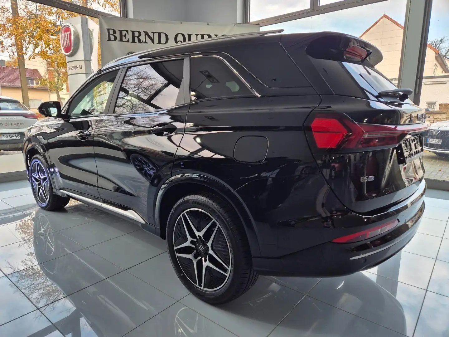 DFSK Fengon Fengon E5 PHEV 7-Sitzer Zwart - 2