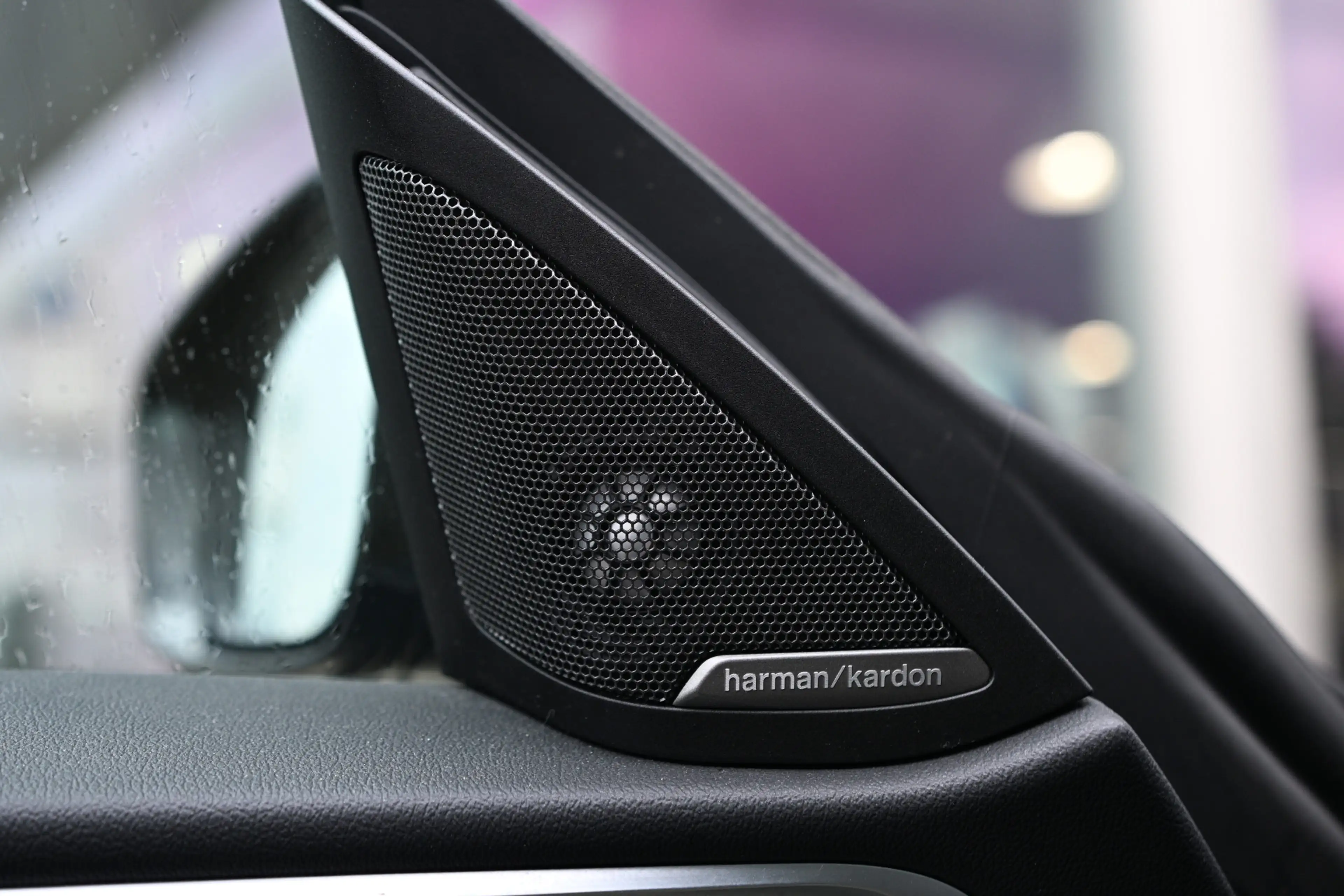 BMW i4 eDrive40 High Executive M Sport / Schuif-kanteldak — photo 10