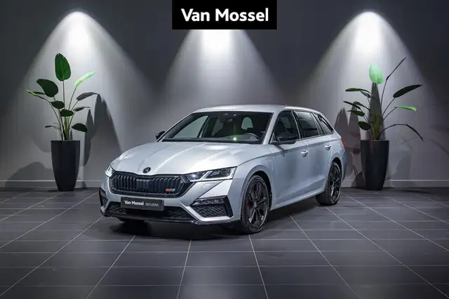 Skoda Octavia Combi 1.4 TSI PHEV 245 pk DSG6 RS MEMORY SEATS | C