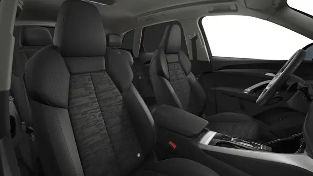 Audi Q5 view 8