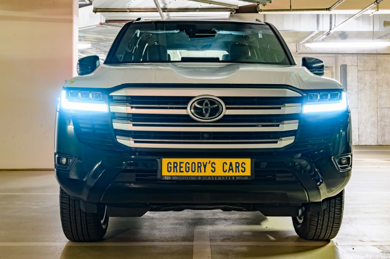 Toyota Land Cruiser 300 Premium+415HP+NEU+7SITZE+VOLL+EUreg+RearTV — photo 7