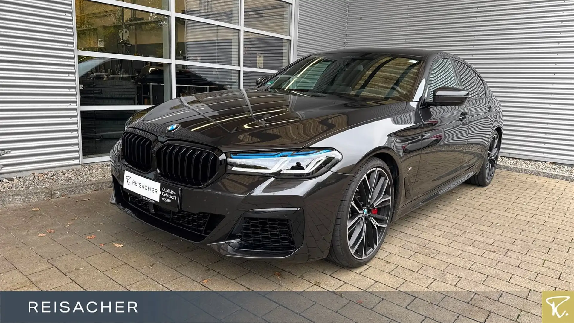 BMW 550 i xDrive Navi HUD 360° Laser ACC GSD 20"LM Grau - 1