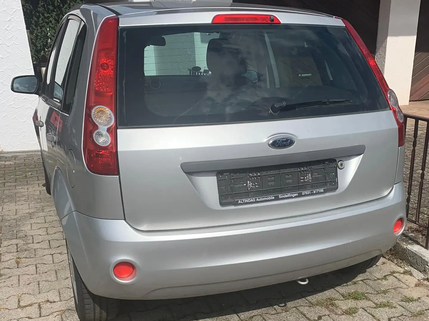 Ford Fiesta Fiesta 1.3 Fun X Silber - 1