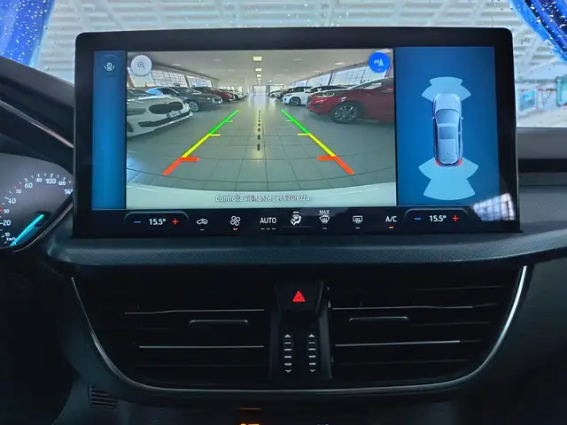 Ford Focus view 4