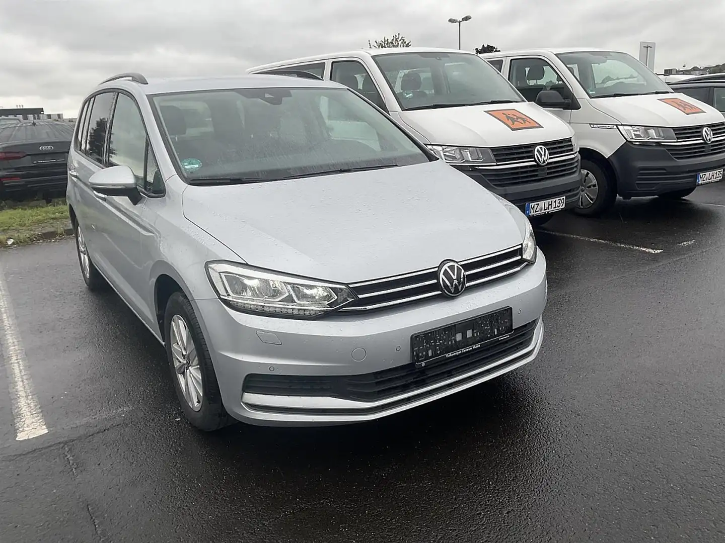 Volkswagen Touran Comfortline 2,0 BMT TDI DSG Im Vorlauf!! Argent - 1