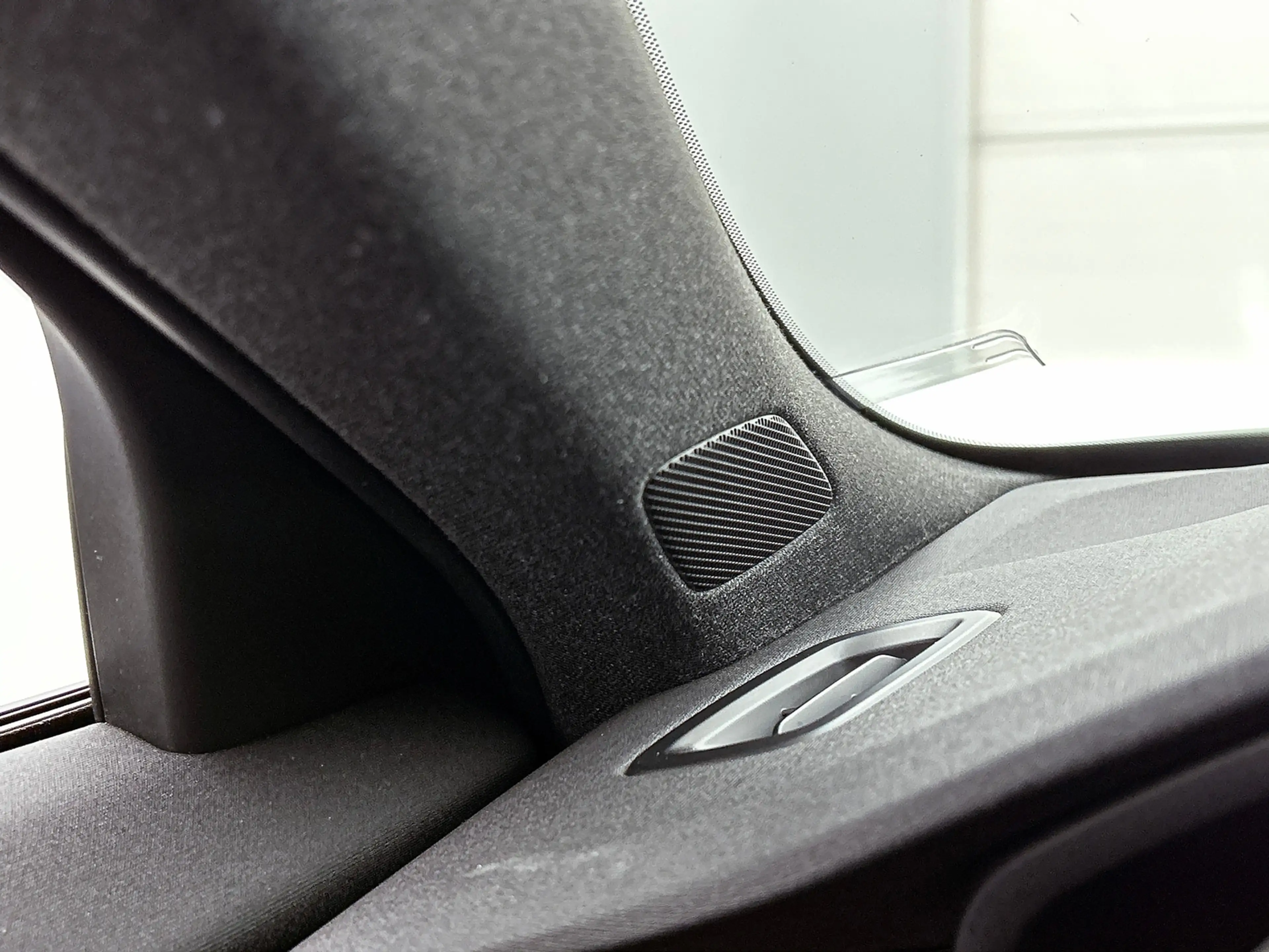 Polestar 2 Standard Range Single Motor 69 kWh | Keyless | LED — photo 13