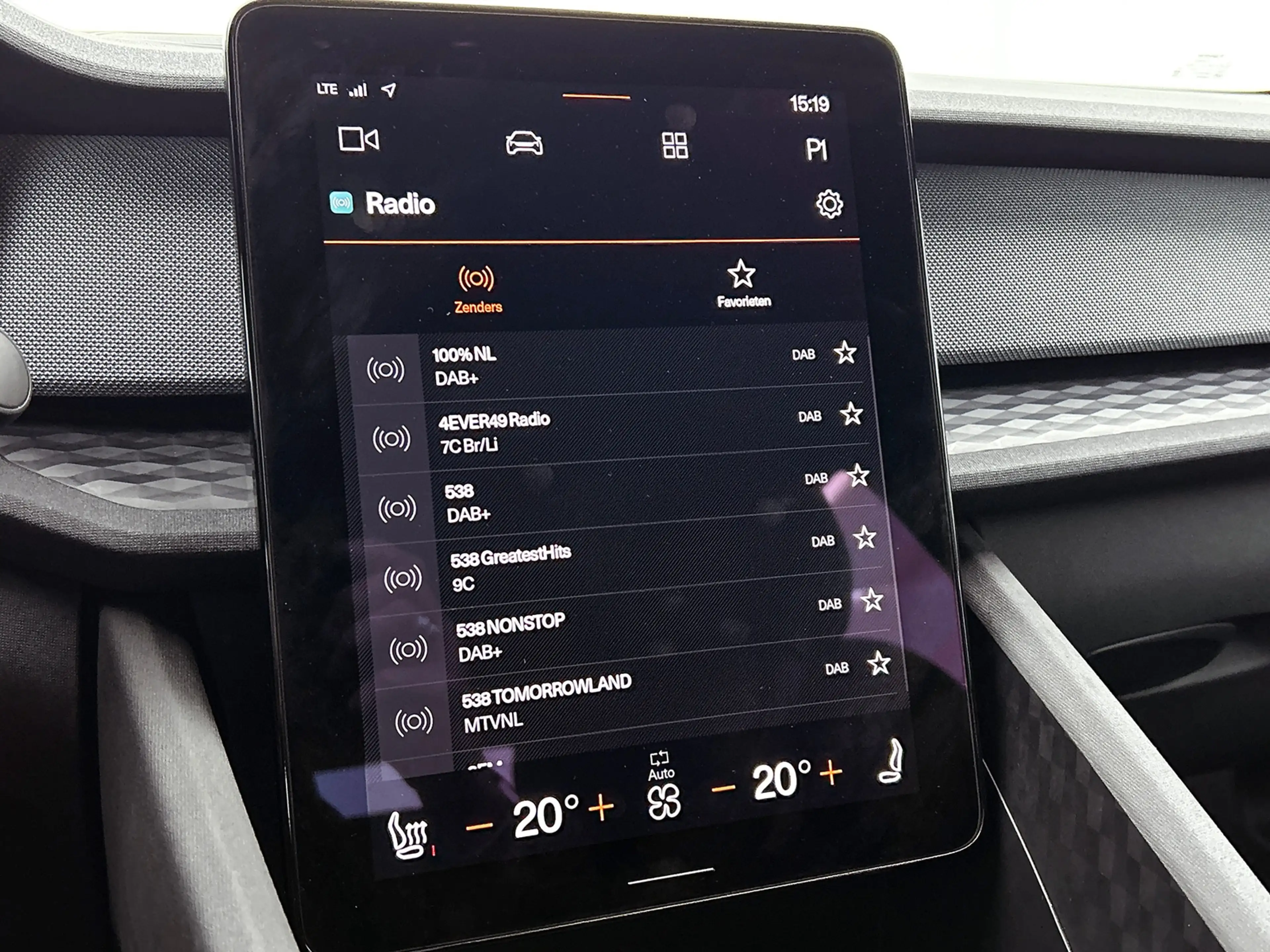 Polestar 2 Standard Range Single Motor 69 kWh | Keyless | LED — photo 6