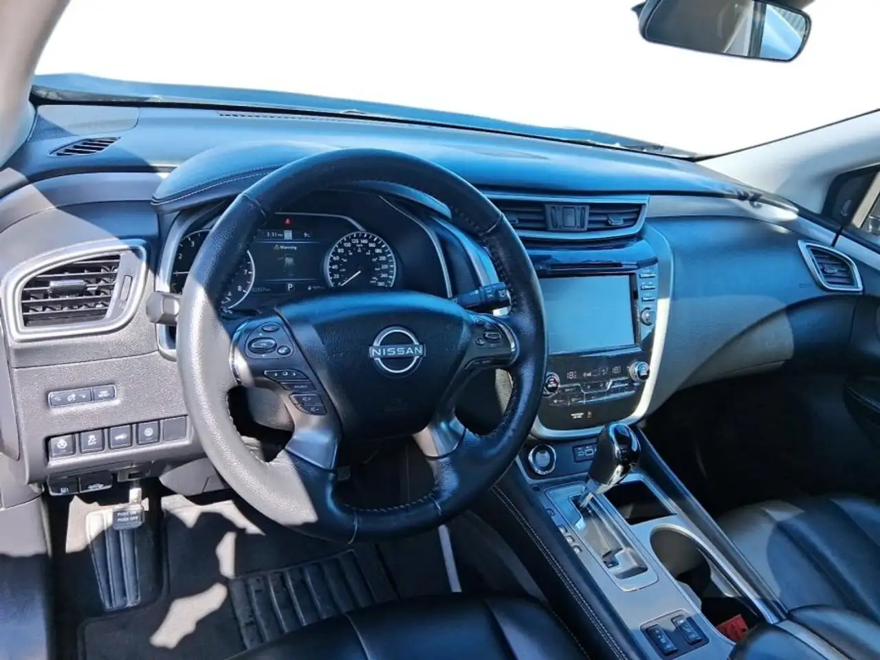Nissan Murano снимка Nissan Murano