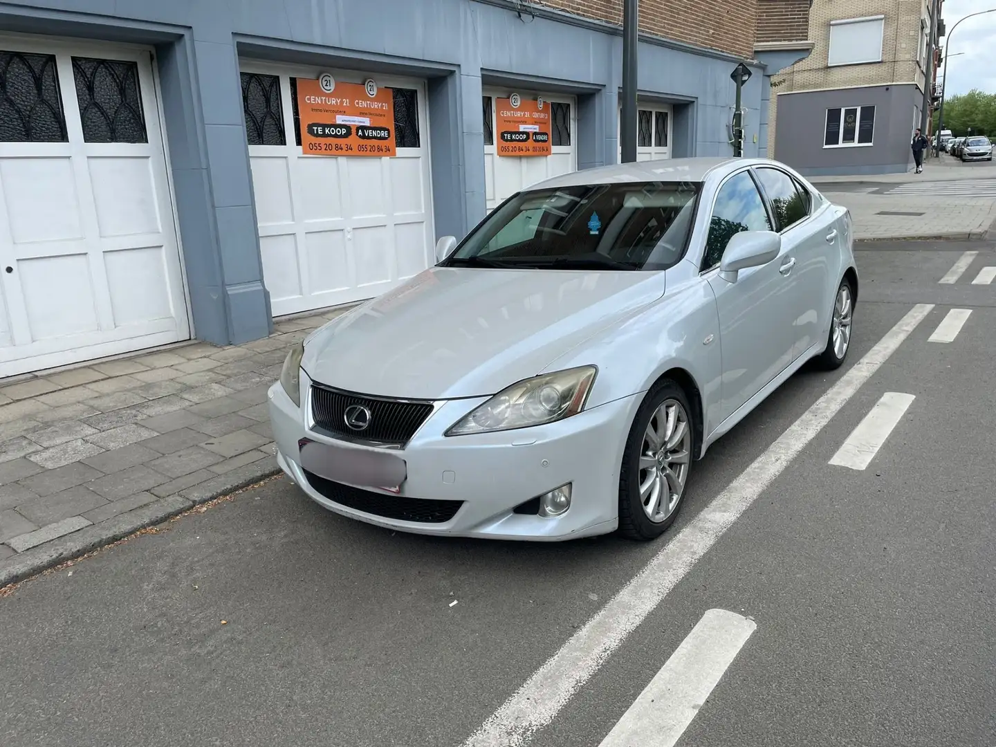 Lexus IS 250 Aut. - 1
