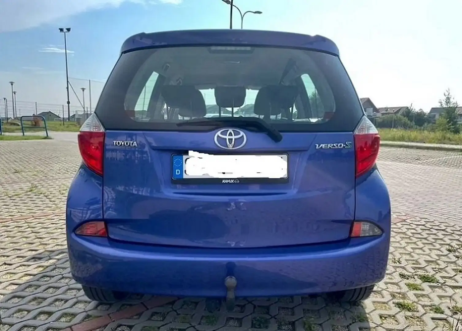 Toyota Verso-S Verso S 1.33 VVT-i Start-Stop Multidrive Life Niebieski - 1
