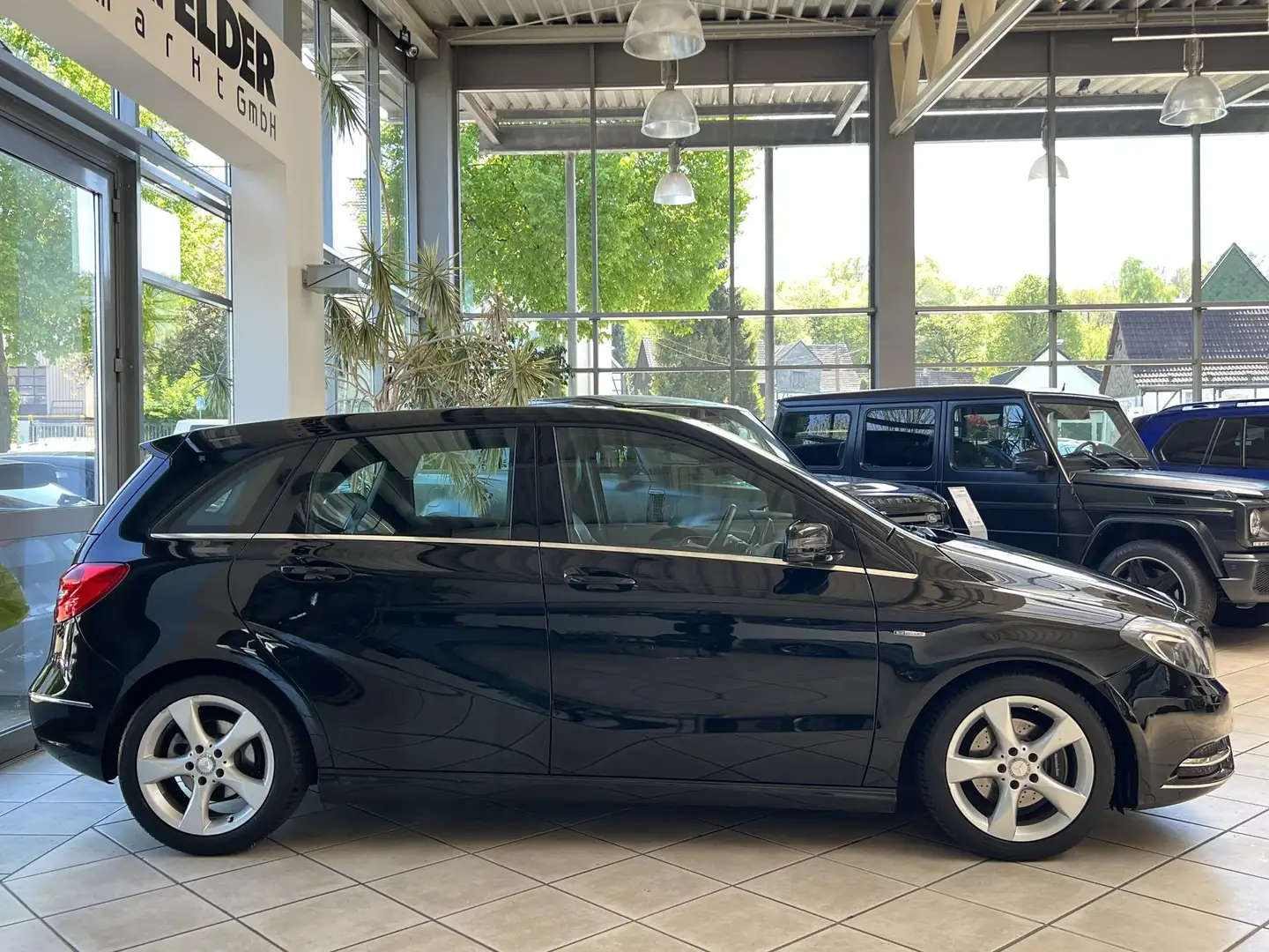 Mercedes-Benz B 200 B200 BlueEfficiency TMP|SHZ|BTH Black - 2