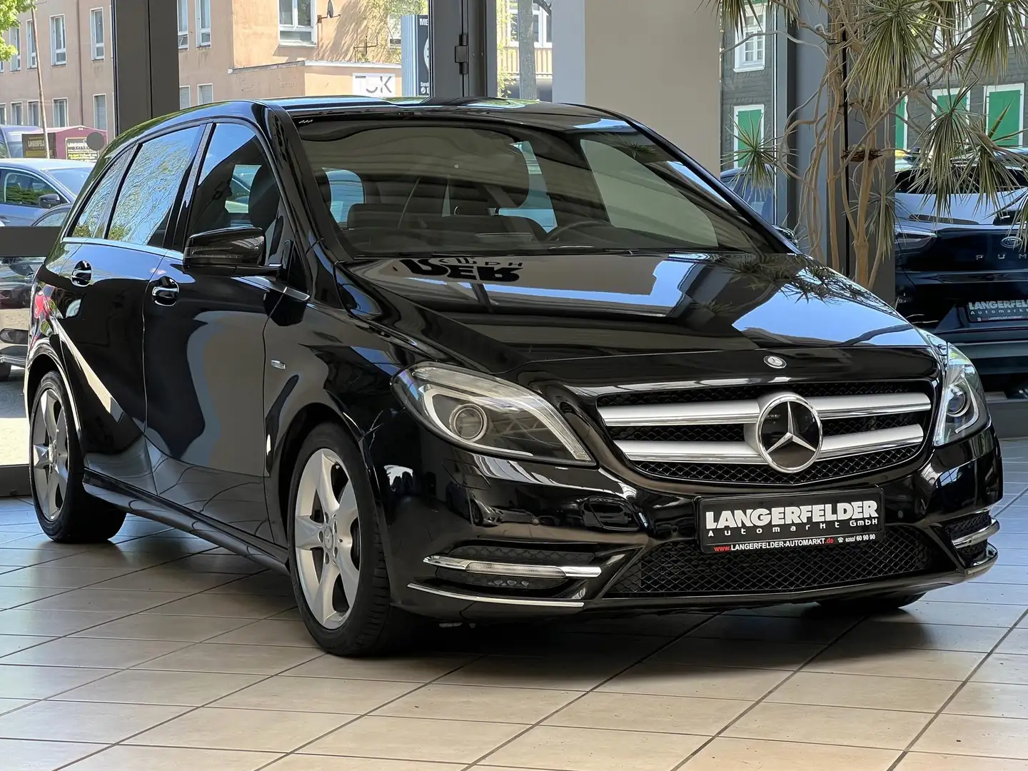Mercedes-Benz B 200 B200 BlueEfficiency TMP|SHZ|BTH Black - 1