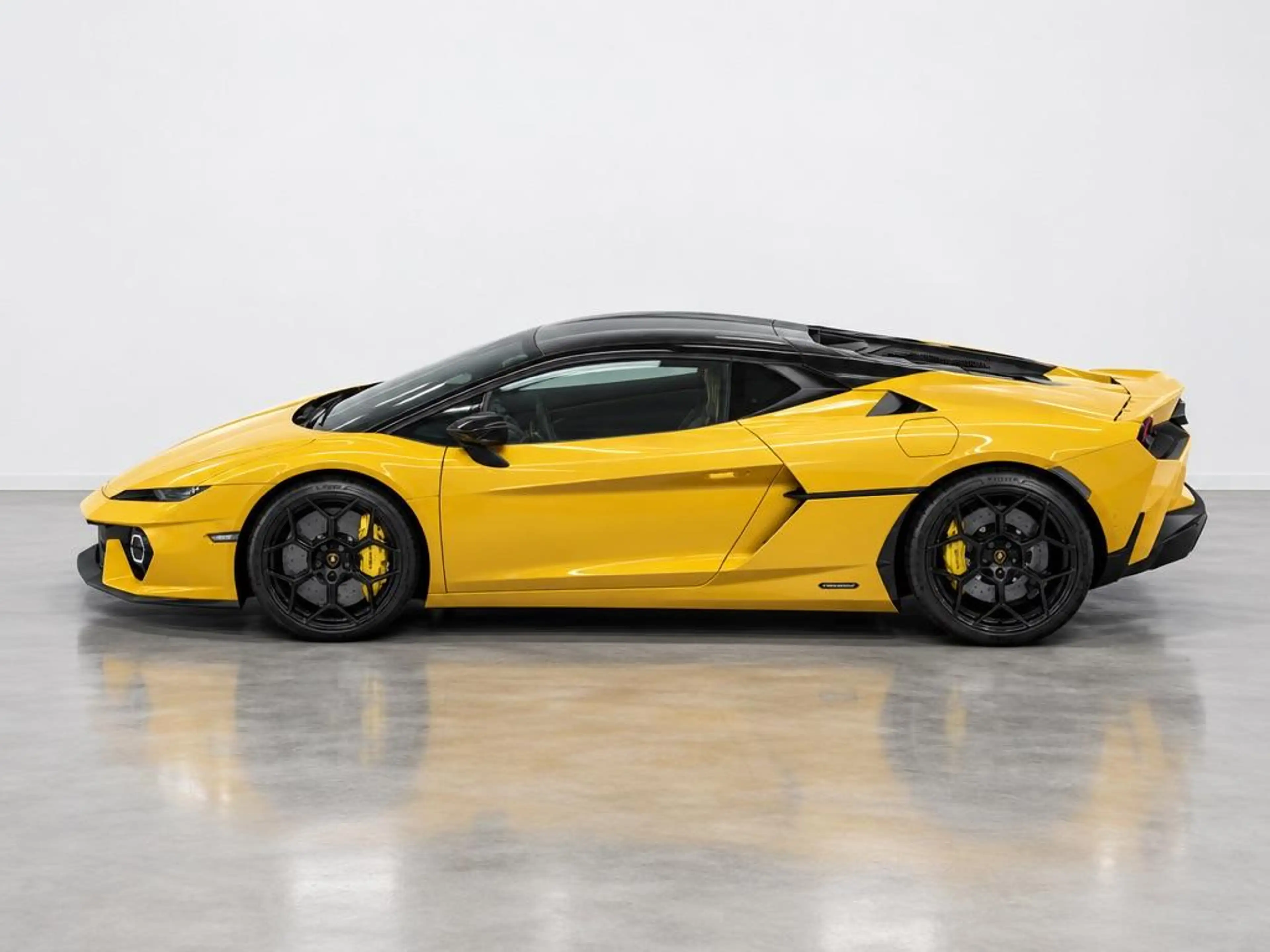 Lamborghini Temerario V8*LIFT*360*SONUS*P-DISPLAY*MY27*EUR.1 — photo 3