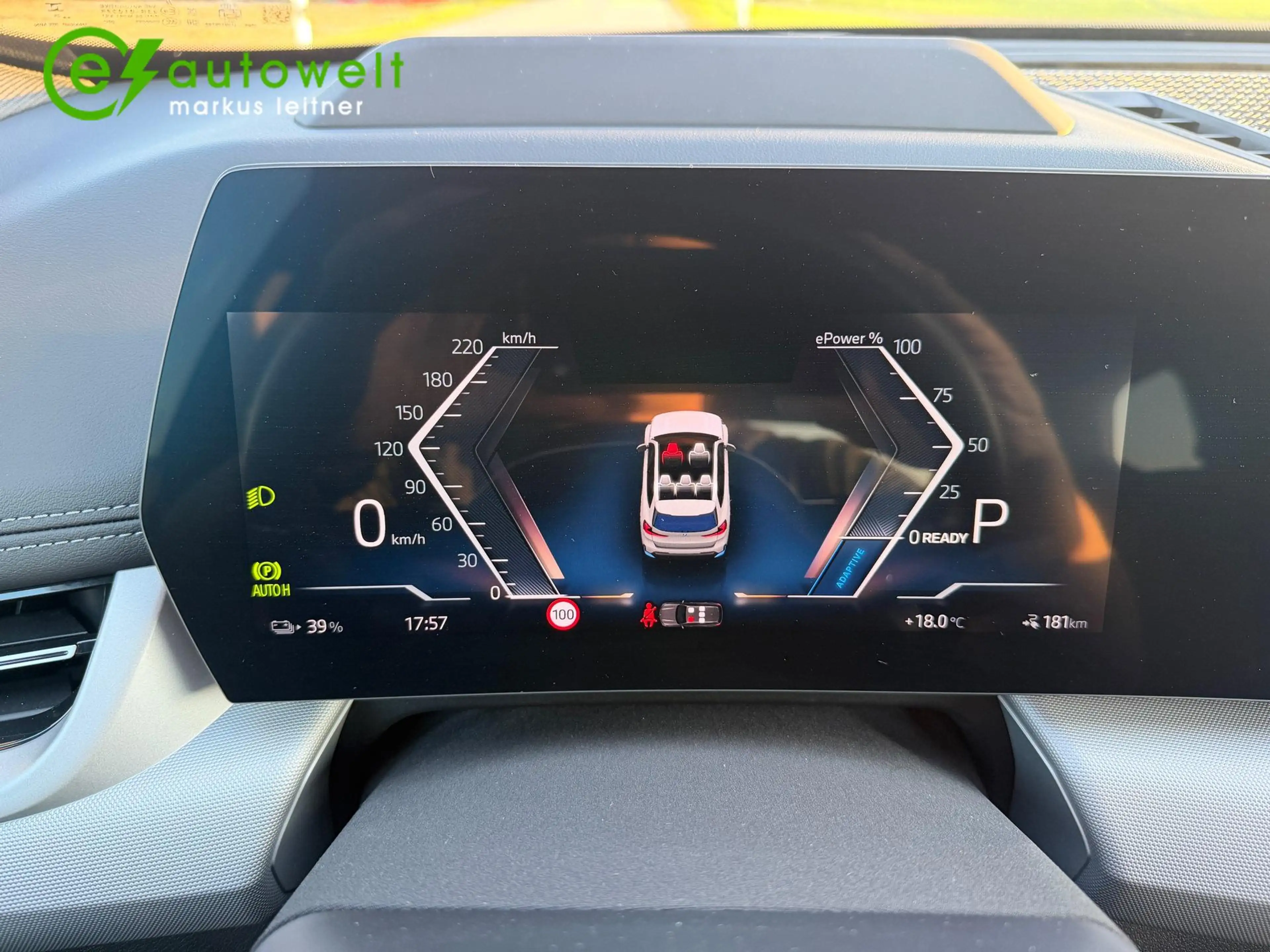 BMW iX1 xDrive30 65kWh HuD 360°-Kamera adapt.LED Wireless — photo 12
