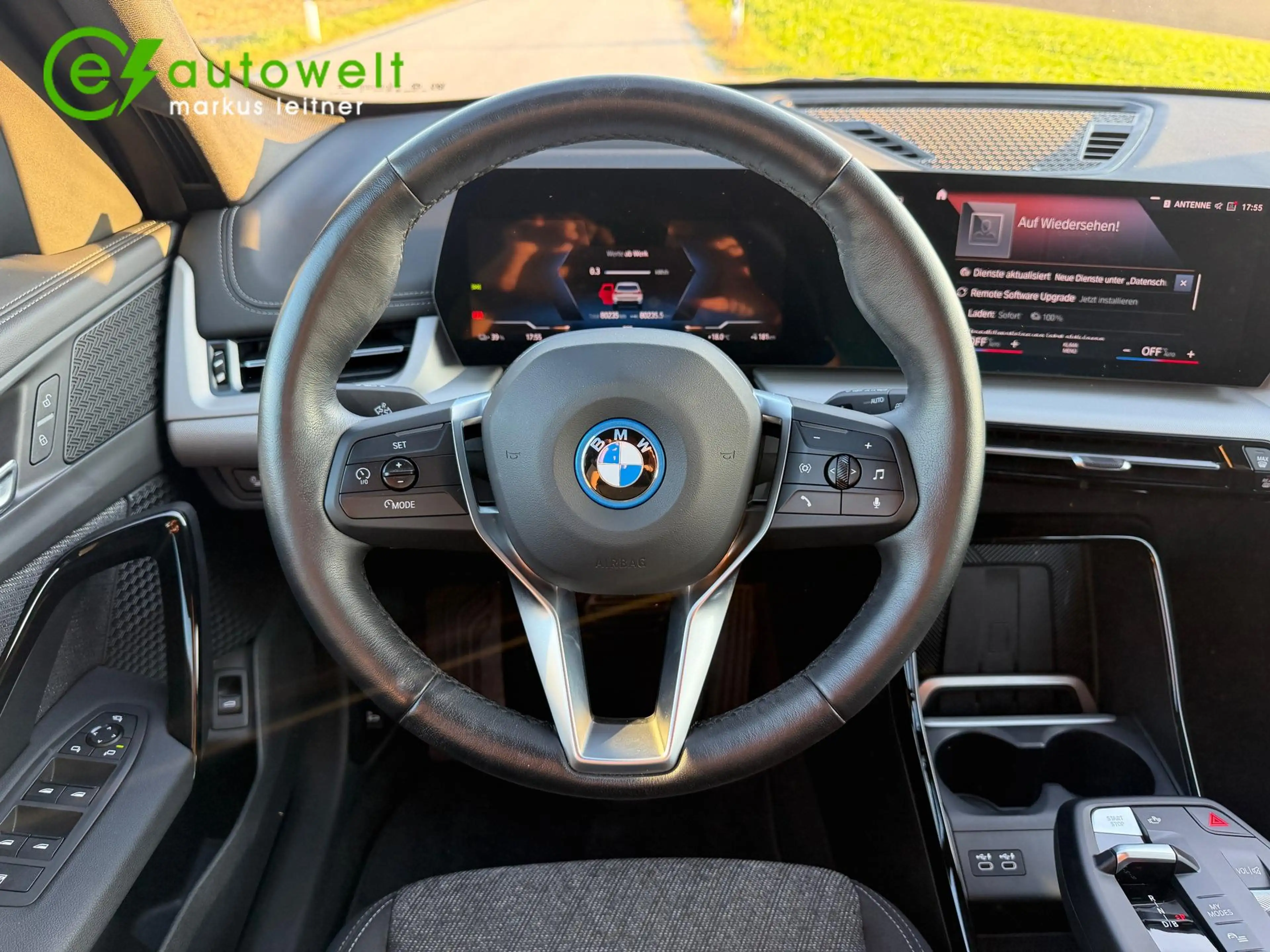 BMW iX1 xDrive30 65kWh HuD 360°-Kamera adapt.LED Wireless — photo 11