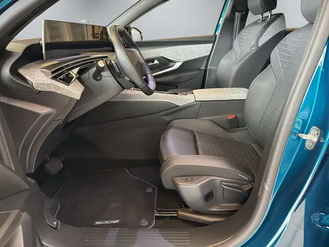 Peugeot 3008 view 11