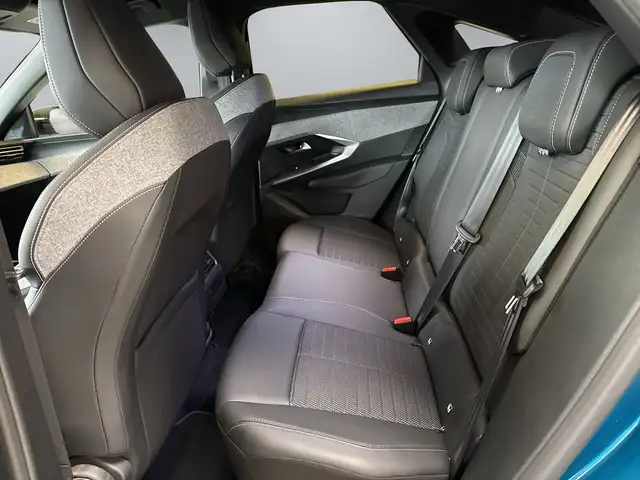 Peugeot 3008 view 12