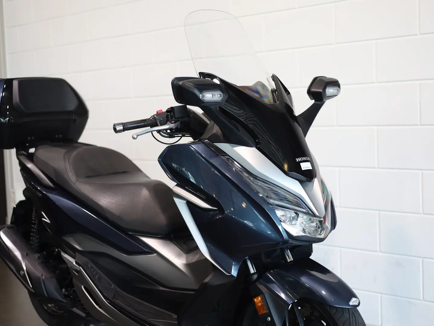 Honda Forza 300 NSS Blauw - 2