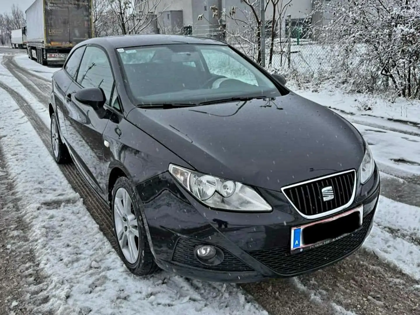 SEAT Ibiza SportCoupé Reference 1,6 TDI CR Schwarz - 1