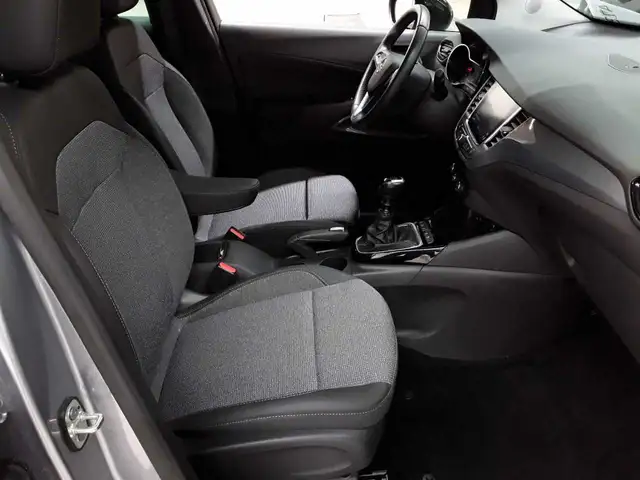 Opel Crossland view 8