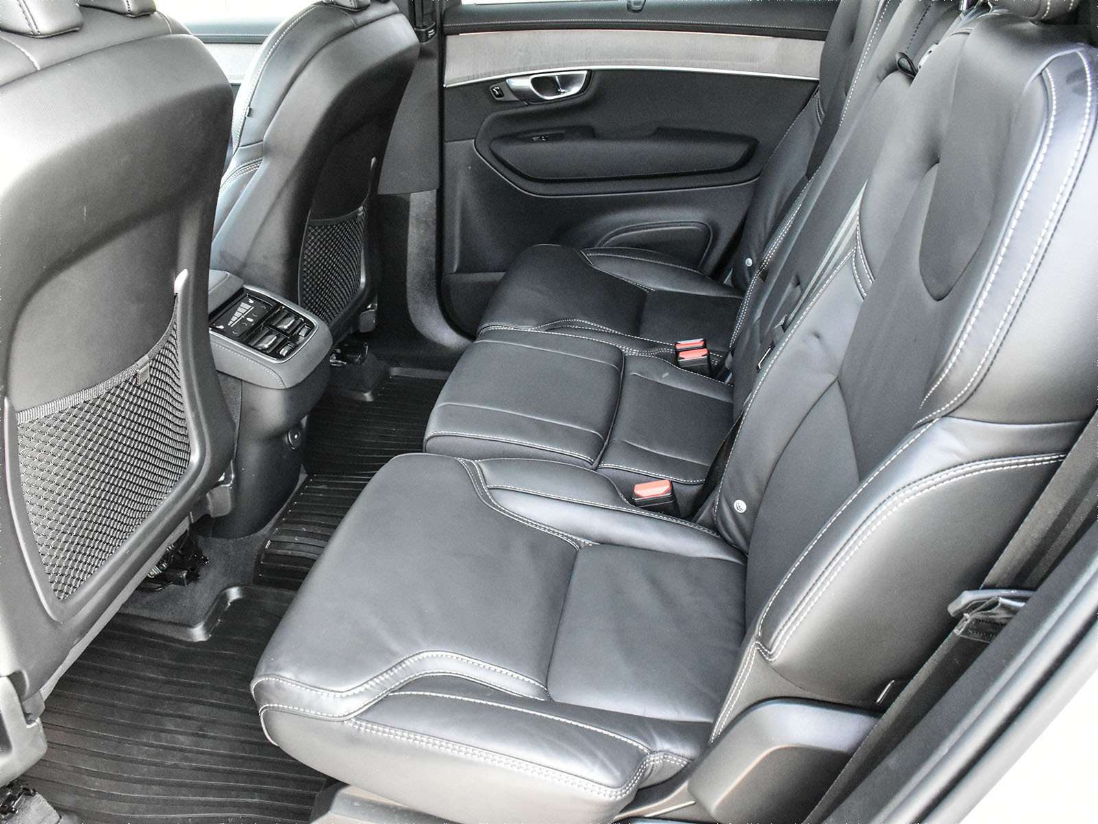 2026 Volvo XC90 B6 AWD Ultra Bright Theme 7-Seater thumb 18