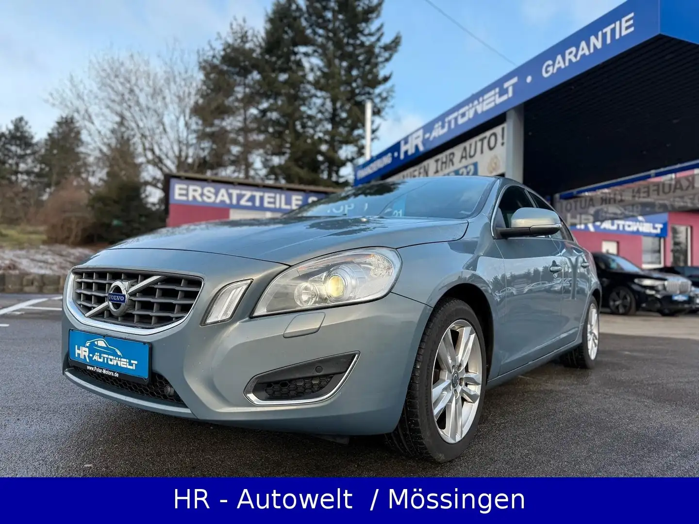 Volvo S60 Lim. Summum*NAVI*LEDER*TEMPOMAT*XENON*2.HAND Silber - 1