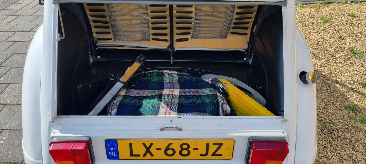 Citroen 2CV6 Special, foto 4