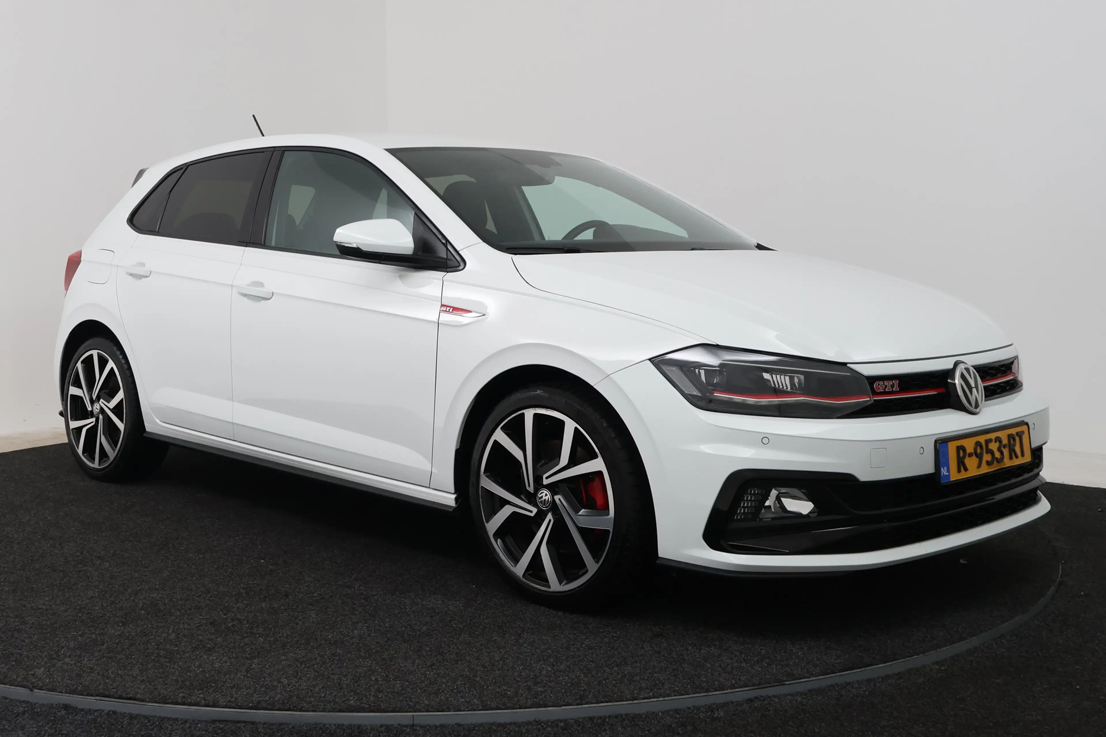 Volkswagen Polo GTI 2.0 TSI (STOELVERWARMING, DIGITALE COCKPIT, CRUISE — photo 19