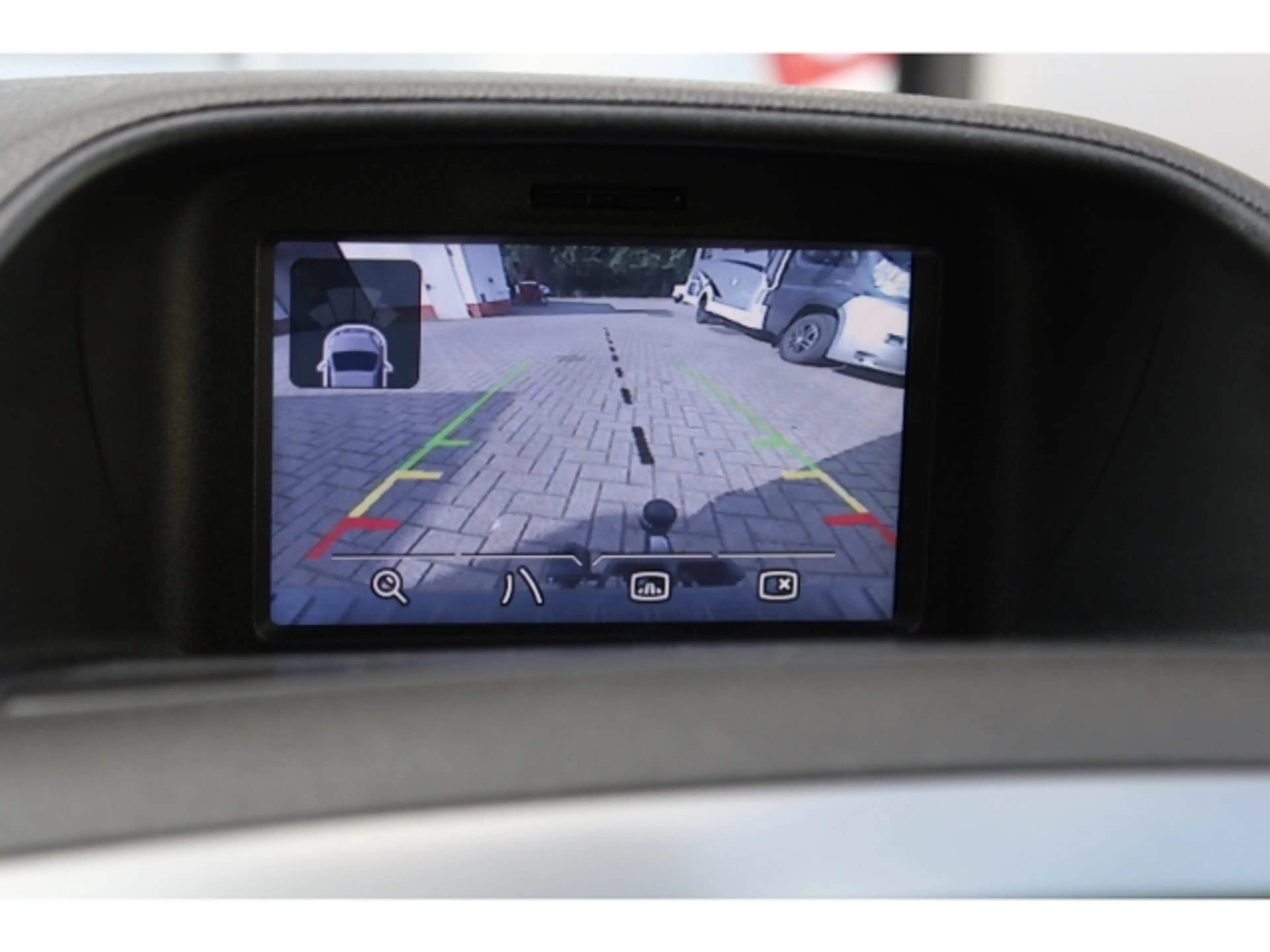 Ford Transit Custom Hochdach 9 Sitzer AHK Navi Kamera — photo 12