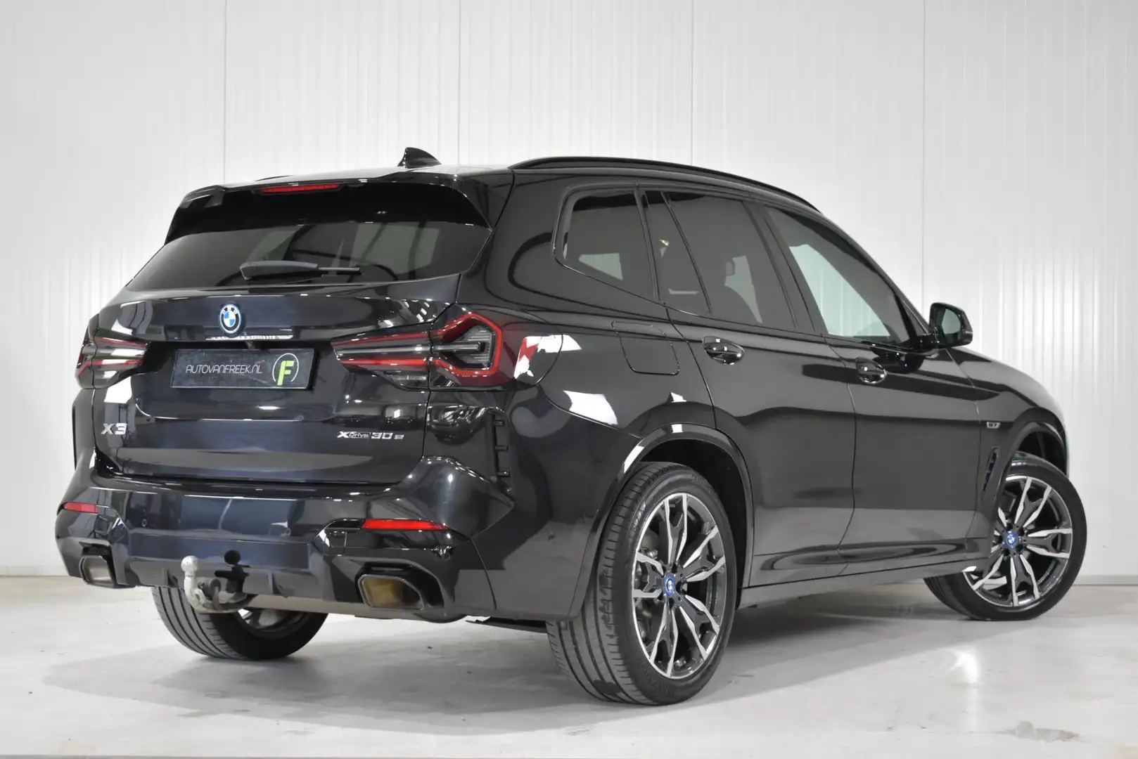 BMW X3 XDrive30e High Executive M Sport | 1E EIG | DEALER Noir - 2