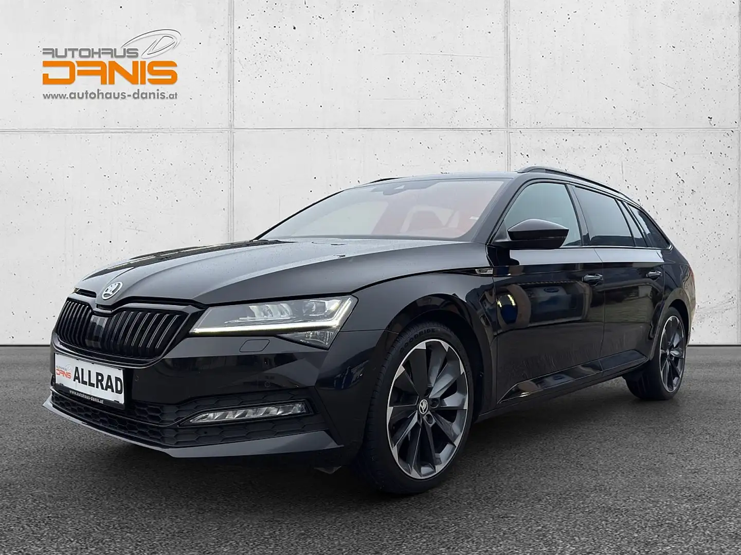 Skoda Superb Kombi 2,0 TDI 4x4 Sportline DSG PANO/AHV/NAVI/ Schwarz - 1