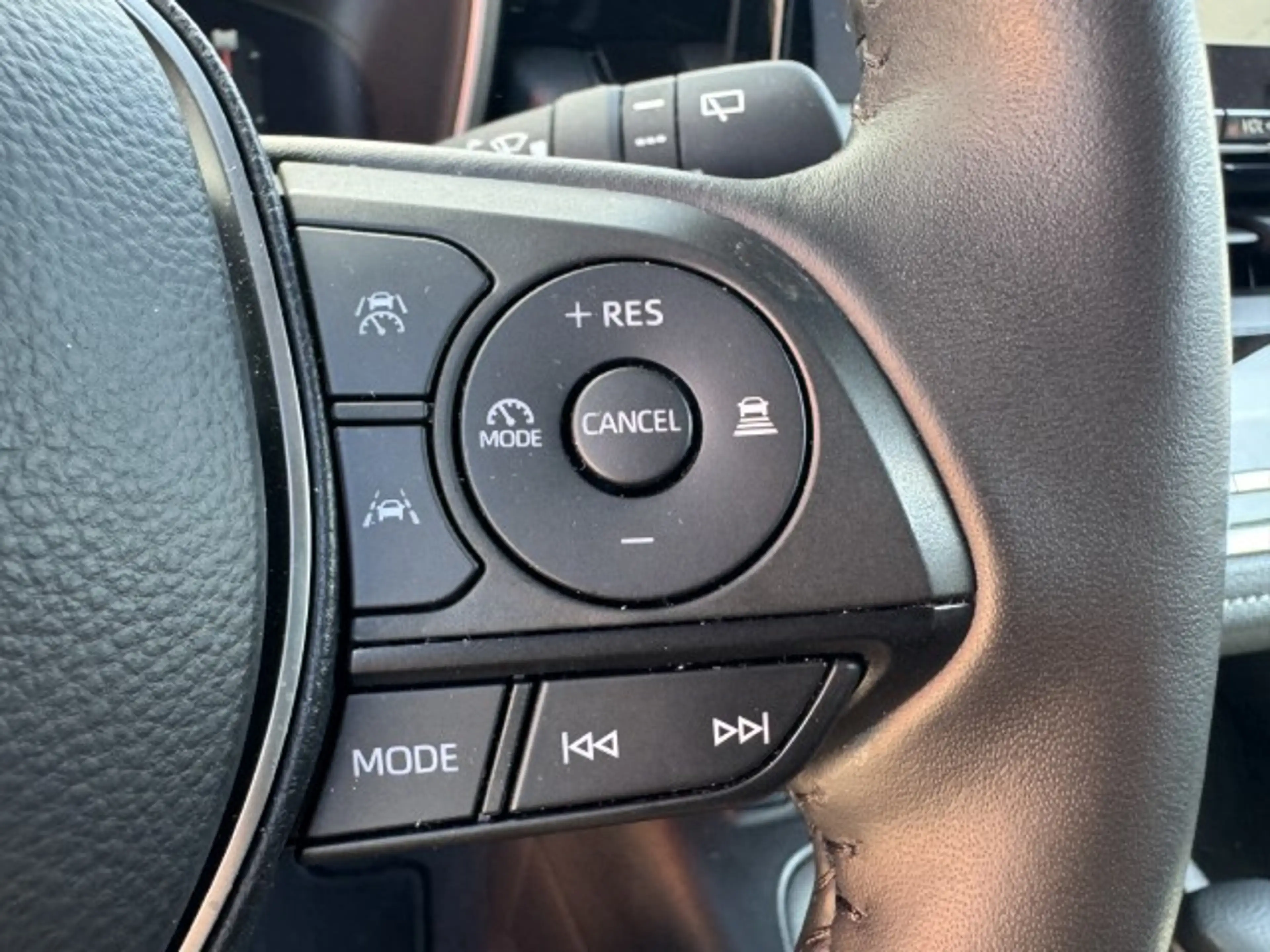Suzuki Swace 1.8 Hybrid Select — photo 11