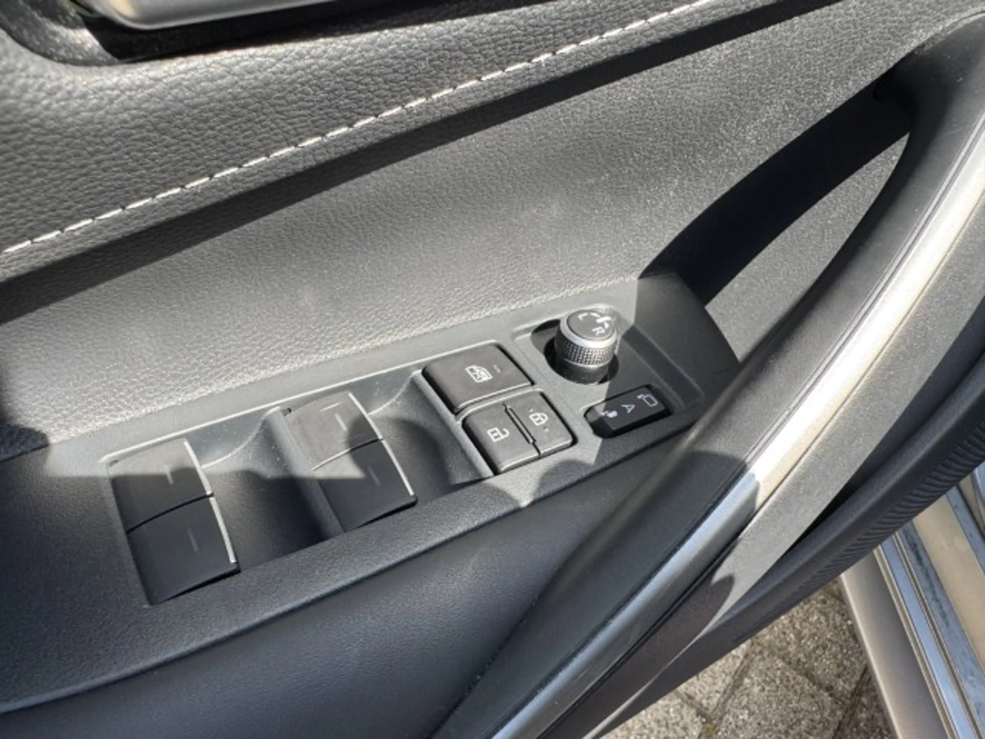 Suzuki Swace 1.8 Hybrid Select — photo 8
