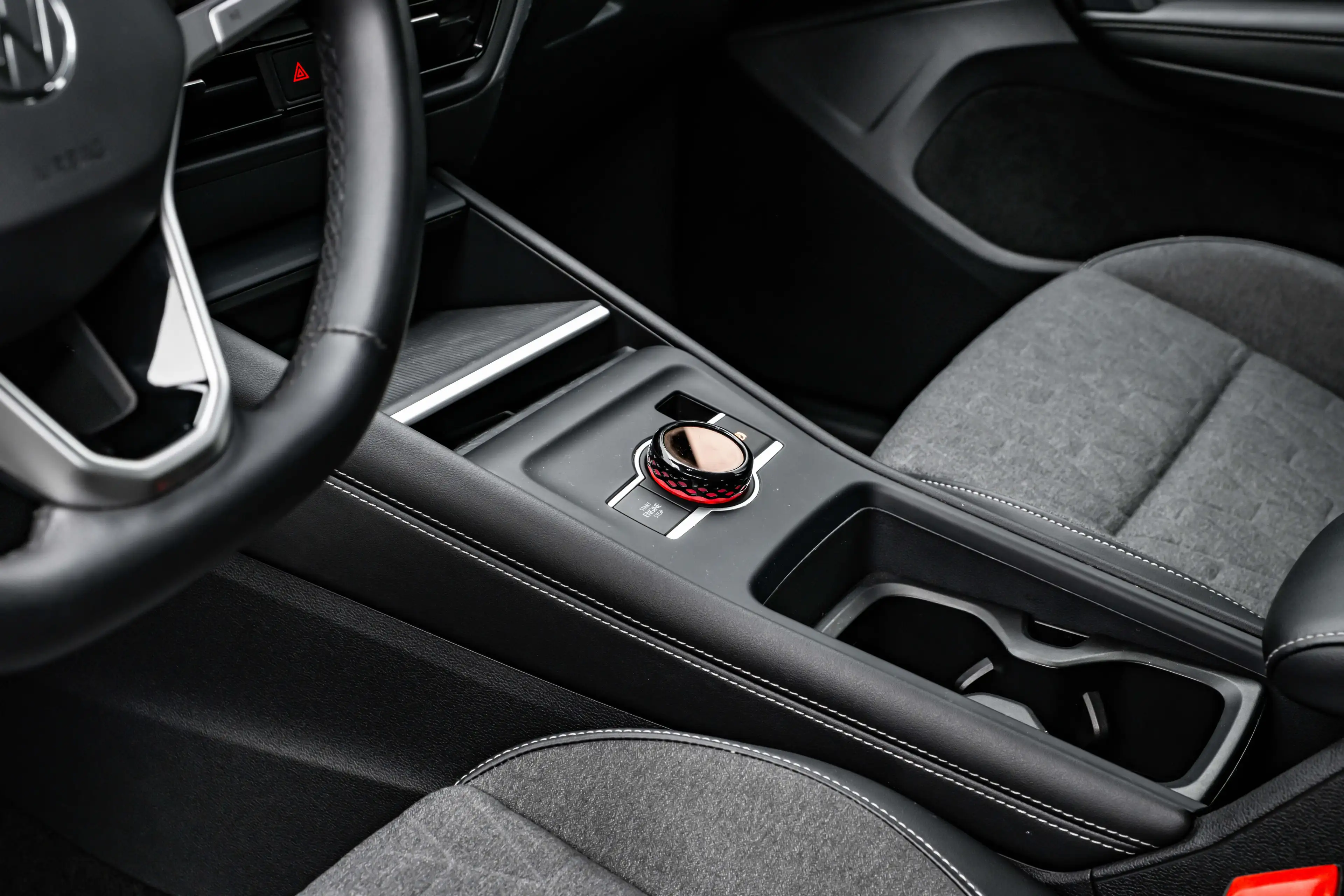 Volkswagen Tayron 1.5 eHybrid Life 204pk DSG/AUTO | Cruise control a — photo 13