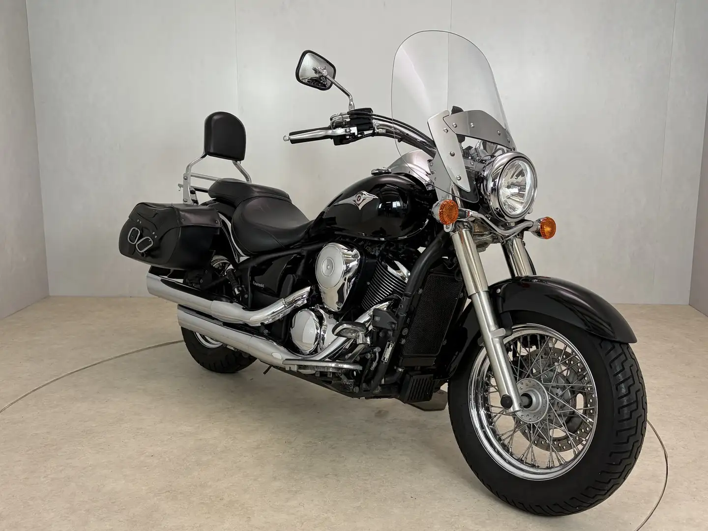 Kawasaki VN 900 Classic Zwart - 2