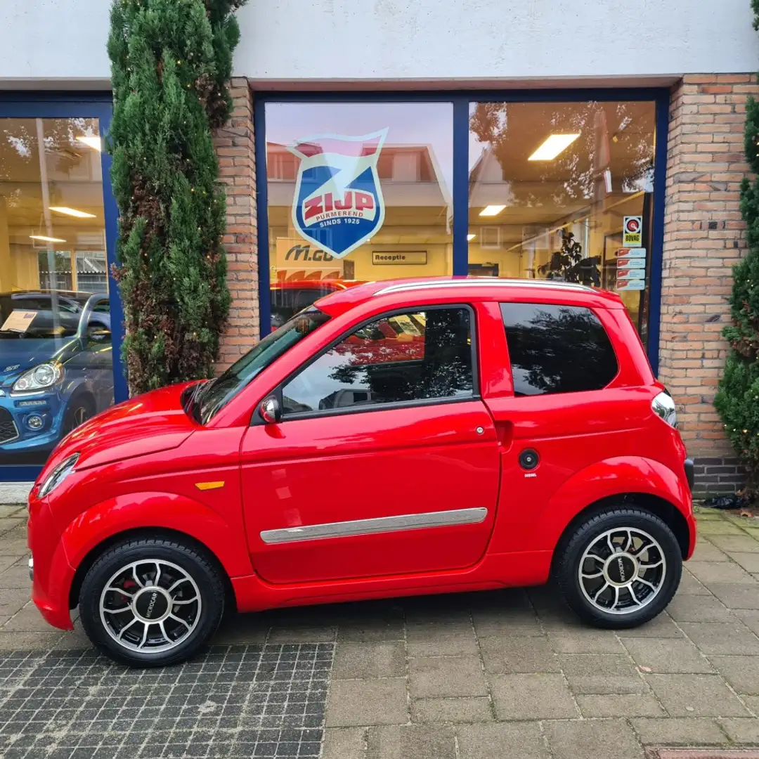 Microcar M.Go 4 PREMIUM DCI Rood - 1