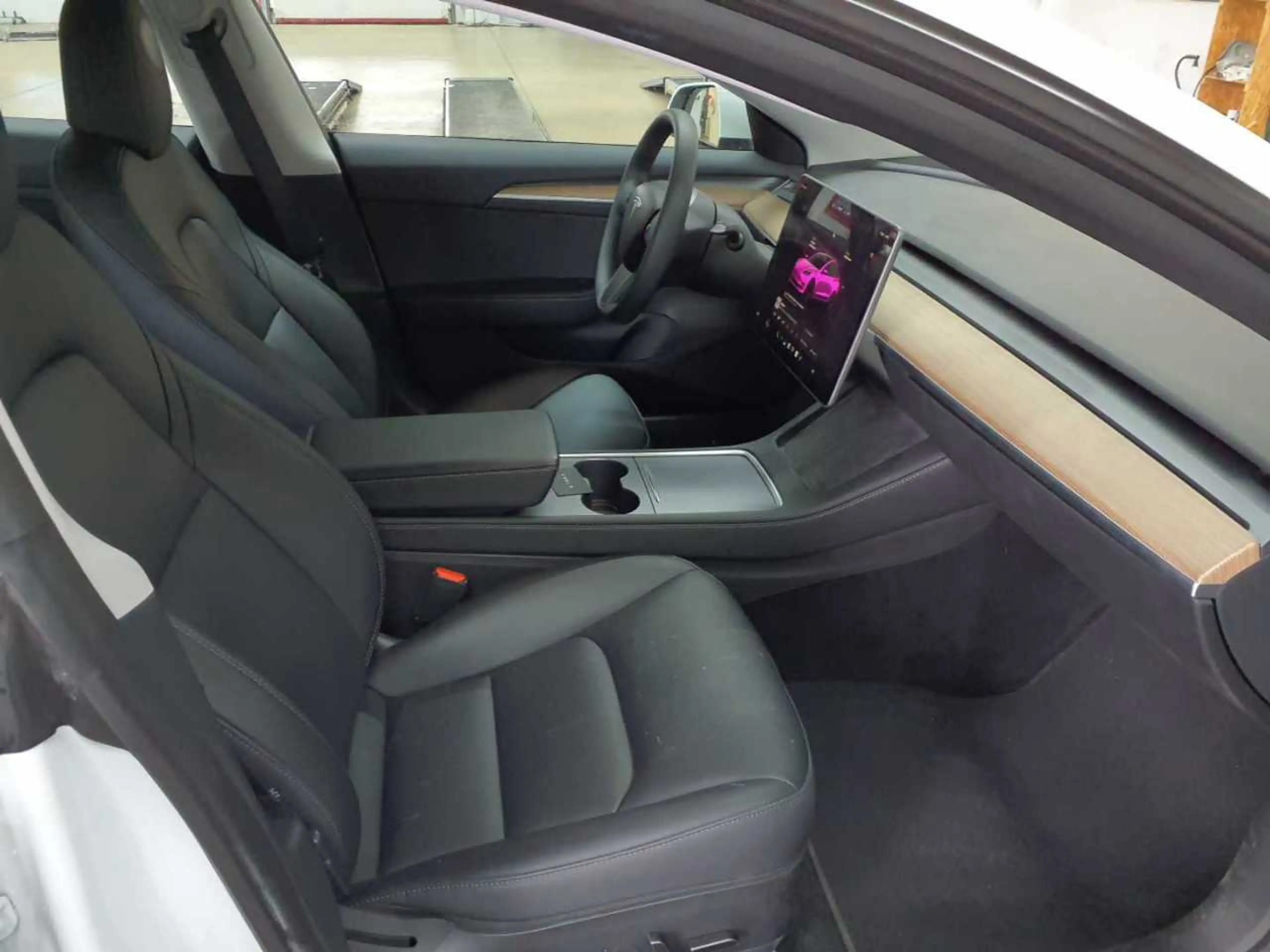 Tesla Model 3 RWD Hinterradantrieb — photo 8