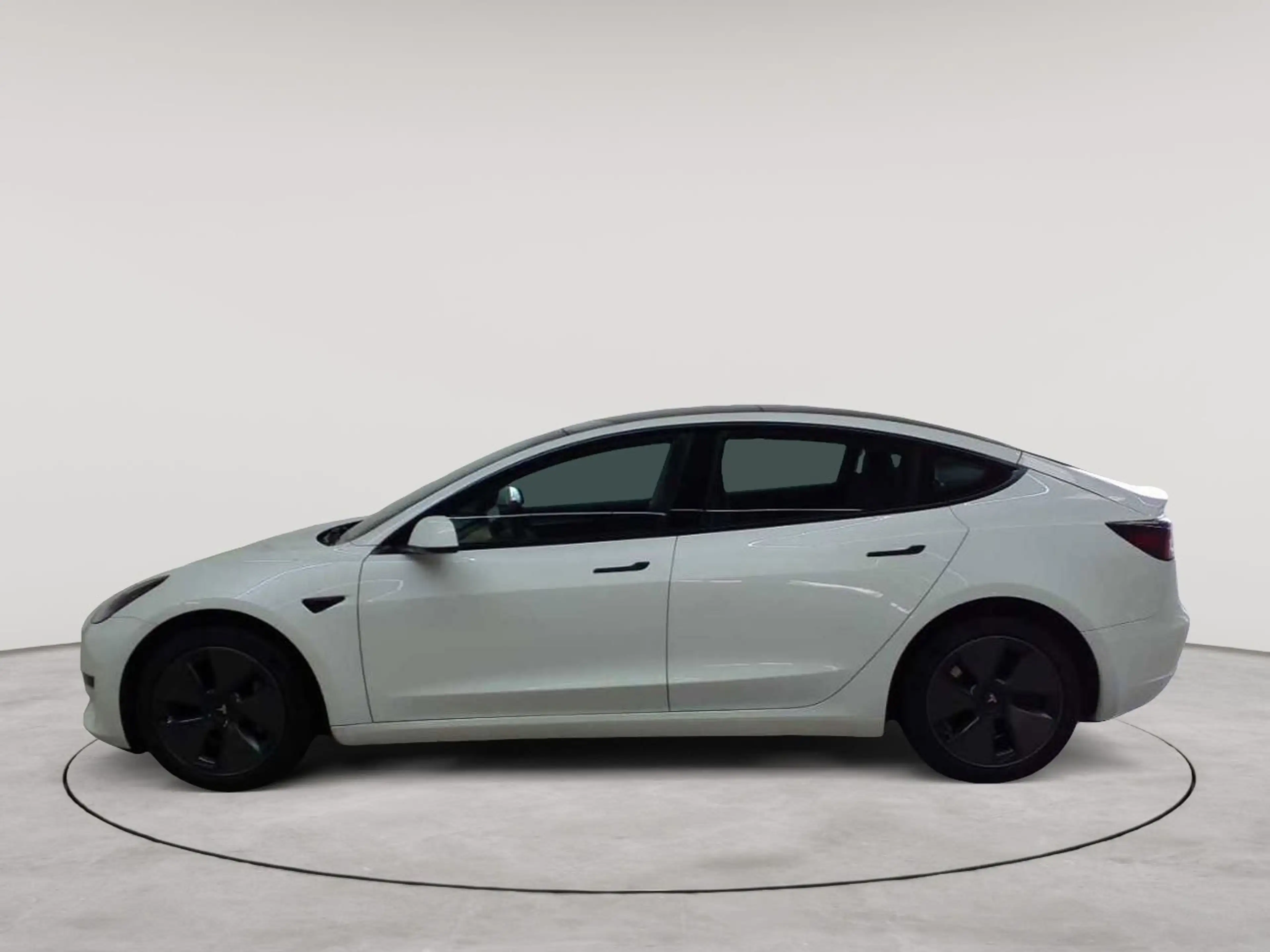 Tesla Model 3 RWD Hinterradantrieb — photo 6