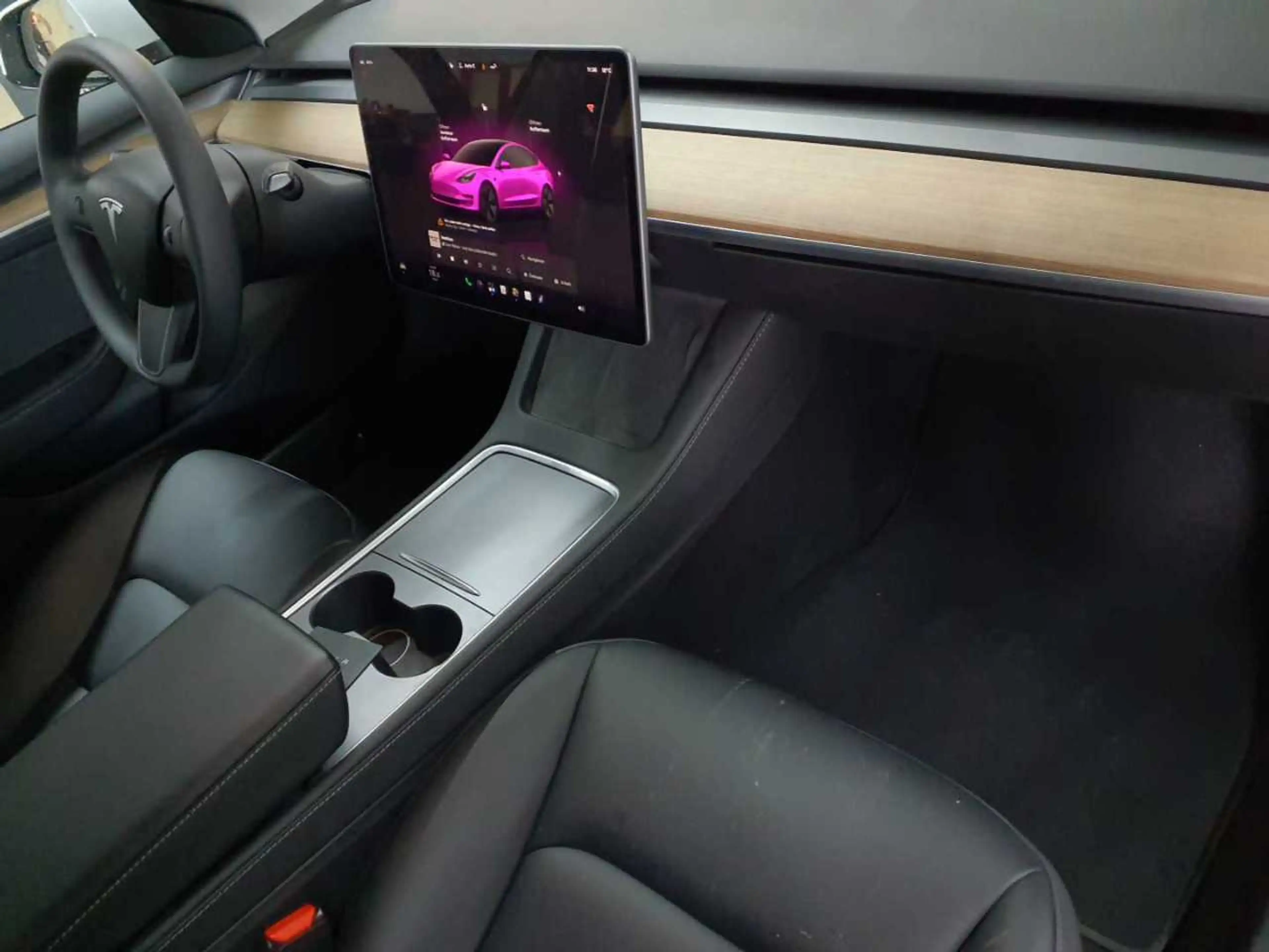 Tesla Model 3 RWD Hinterradantrieb — photo 9
