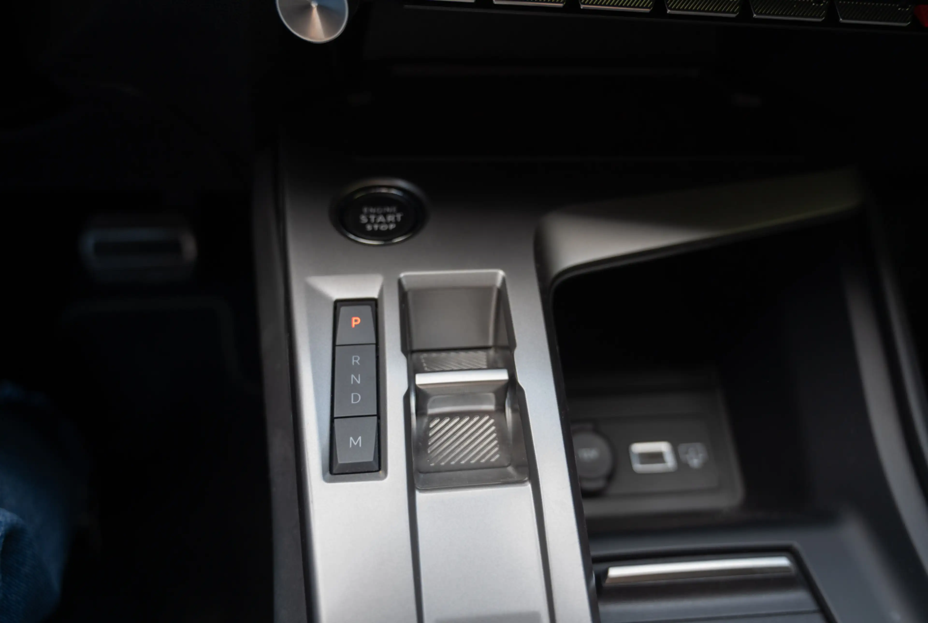 Peugeot 408 GT Hybrid 136 e-DSC6 *GW-TOP-DEAL* — photo 11