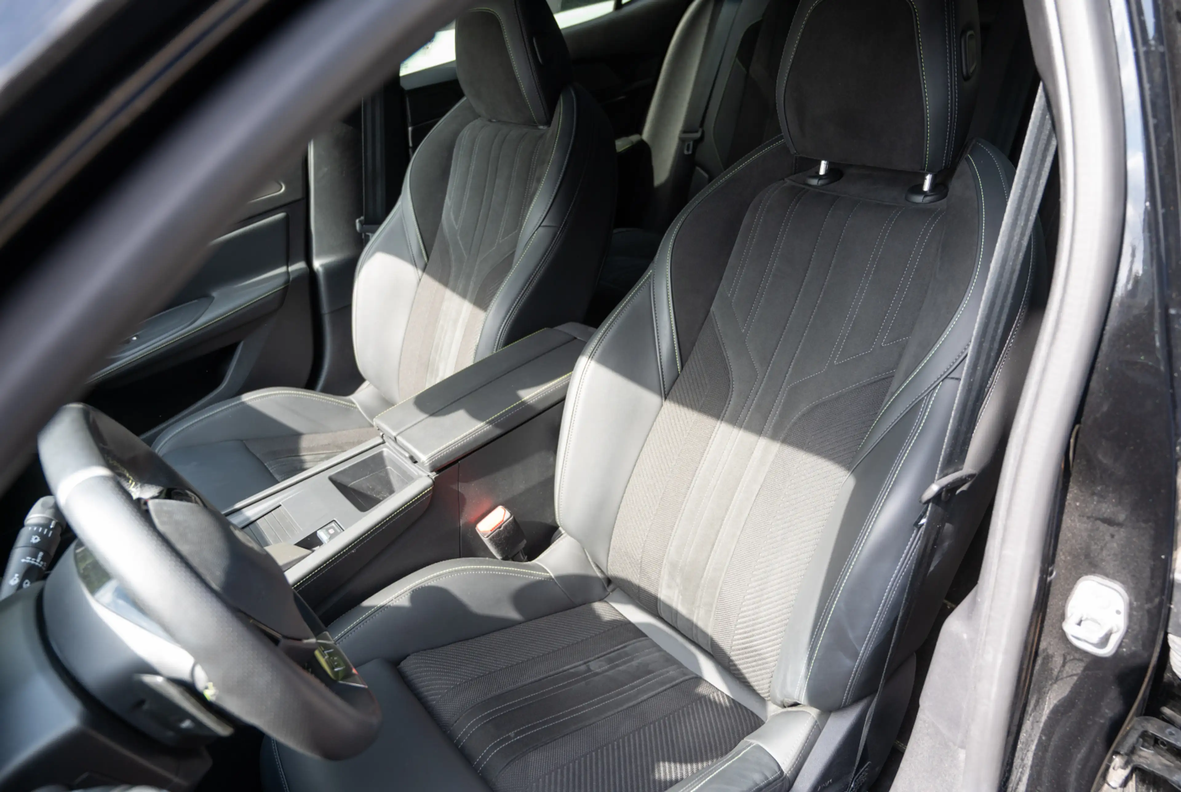 Peugeot 408 GT Hybrid 136 e-DSC6 *GW-TOP-DEAL* — photo 7